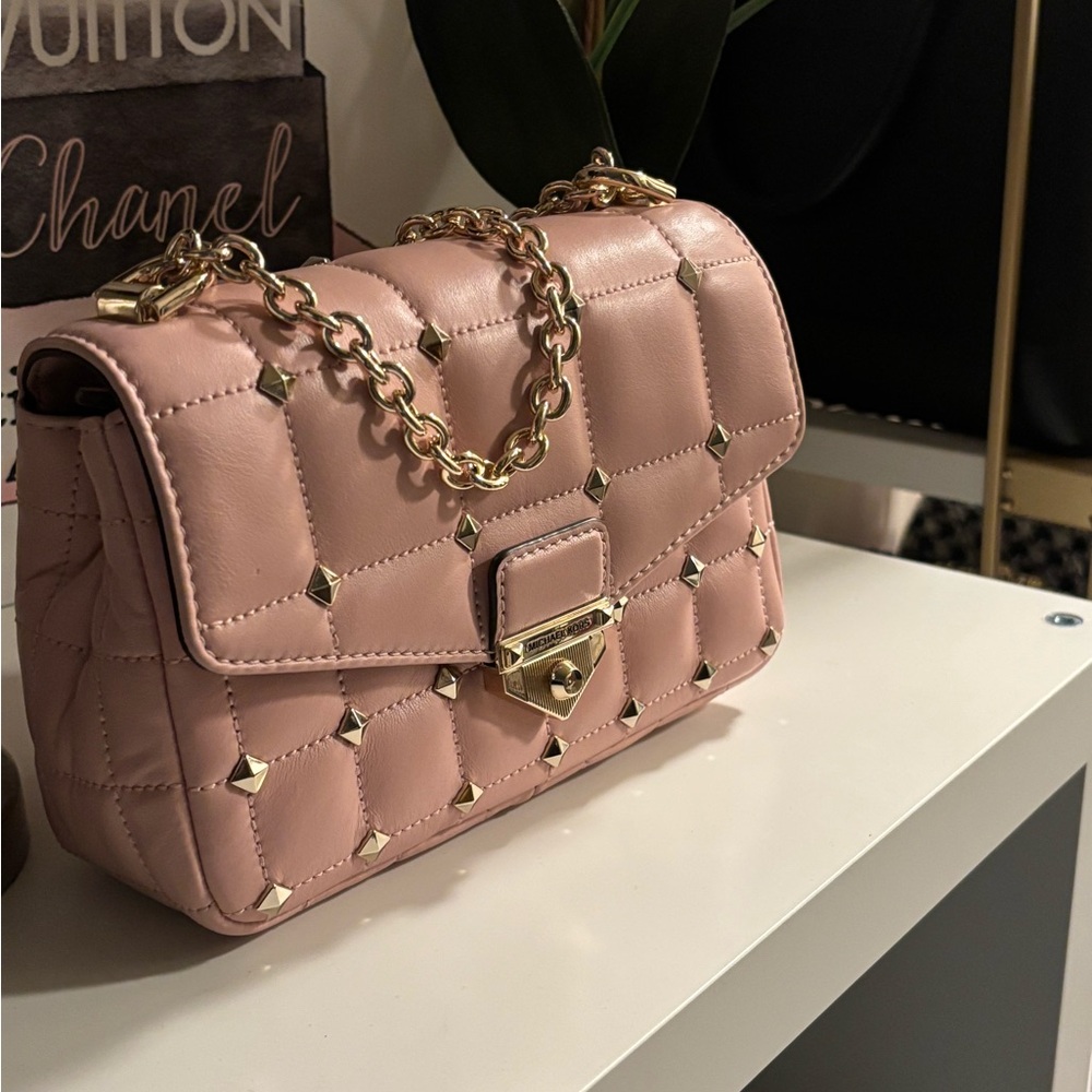 Michael Kors Pink and Gold Quilted Shoulder Bag - Picture 9 of 9